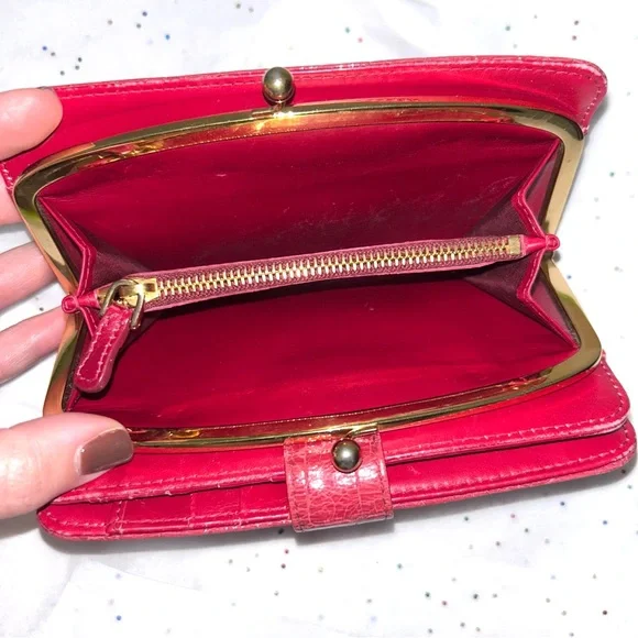 Miu Miu Pink Croc-Embossed Wallet - Picture 13 of 15